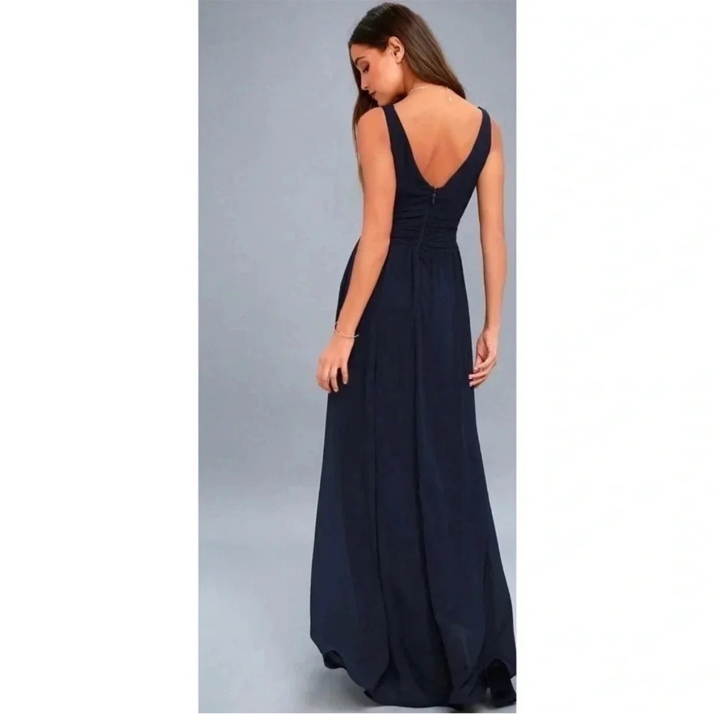 LULU'S Bridesmaid Prom Guest "Leading Role" Navy Blue V-Plunge Pleated Gown SZ M - Picture 3 of 15
